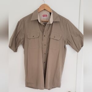 Wrangler Short Sleeve Khaki Button-down Shirt Mens M